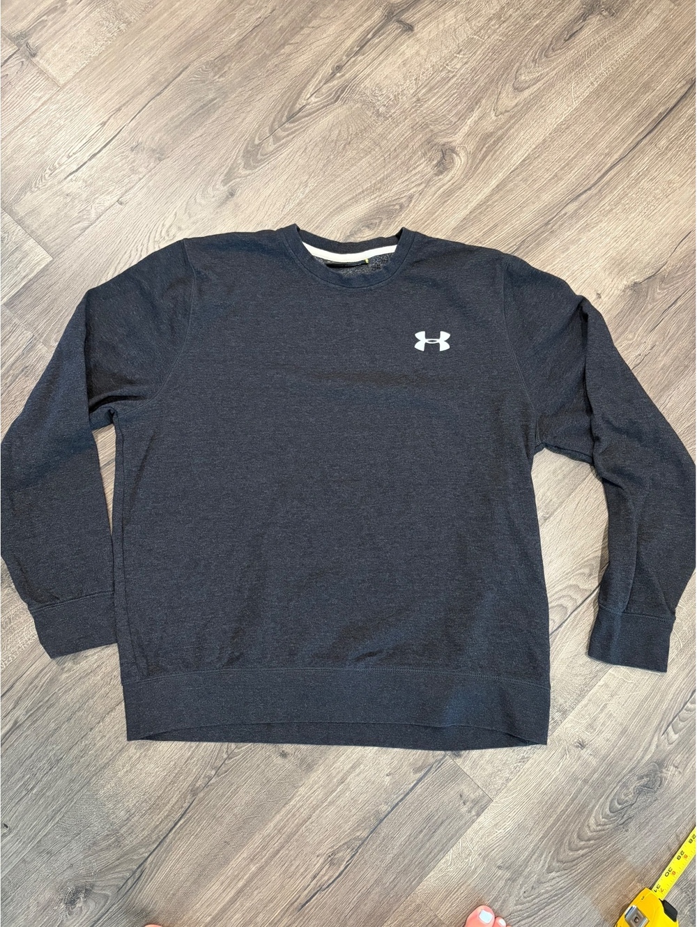 Under Armour Men's XL Loose Fit Charcoal Gray Crewneck Sweatshirt Athletic Sport